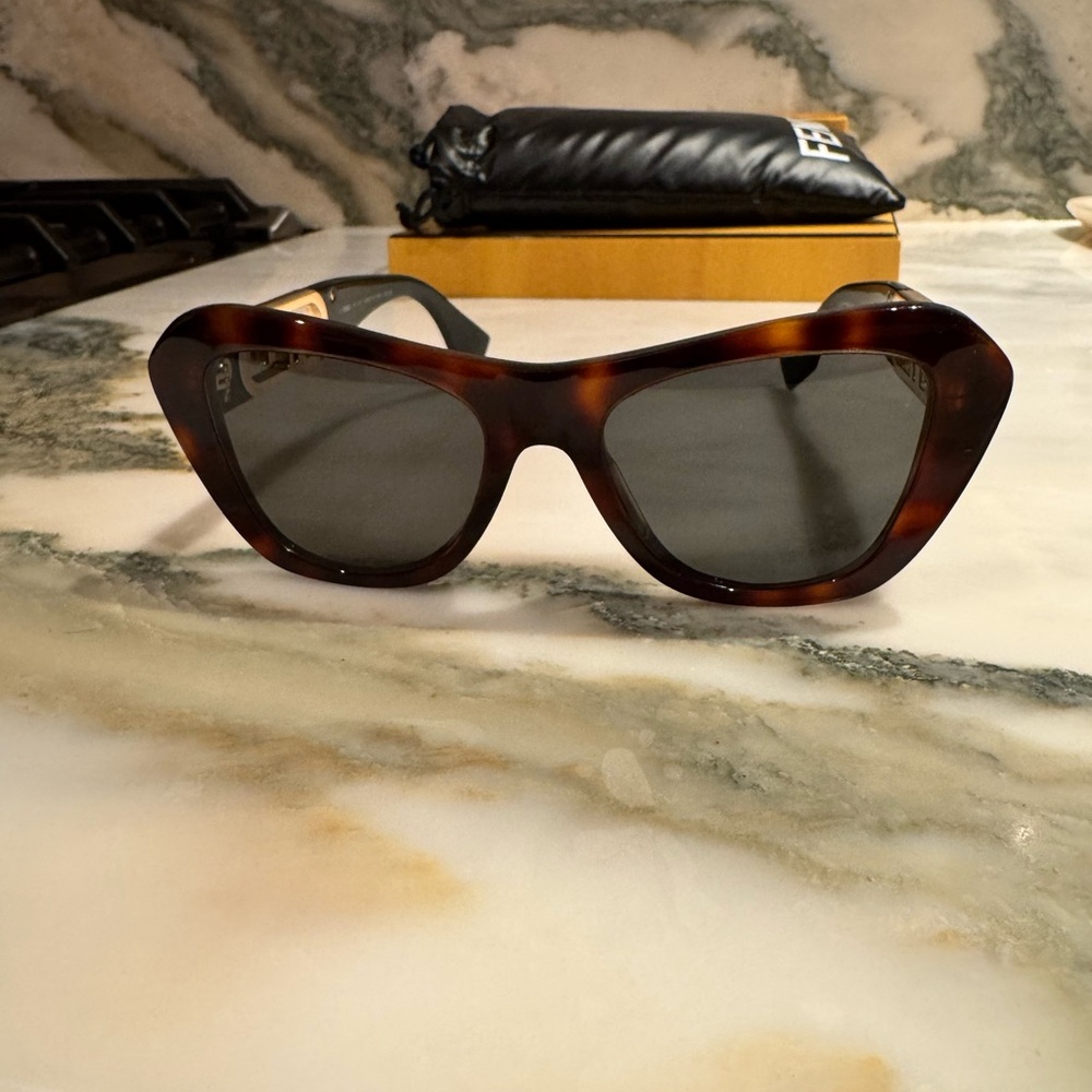 Fendi Tortoise Sunglasses FE400641 53A